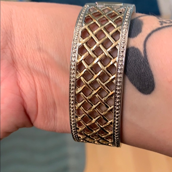 Watch - Picture 3 of 5